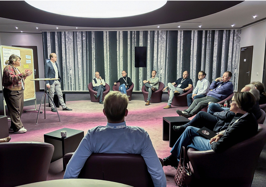 Zum Ausklang des ersten Konferenztages diskutierten die Teilnehmenden in drei World Cafés über kontroverse Themen und aktuelle Herausforderungen.