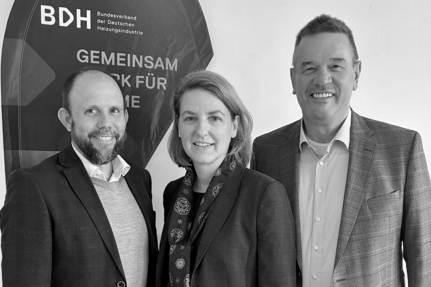 (v. L.): Dr. Tillmann von Schroeter, Kerstin Sticht und Erik Feijen.