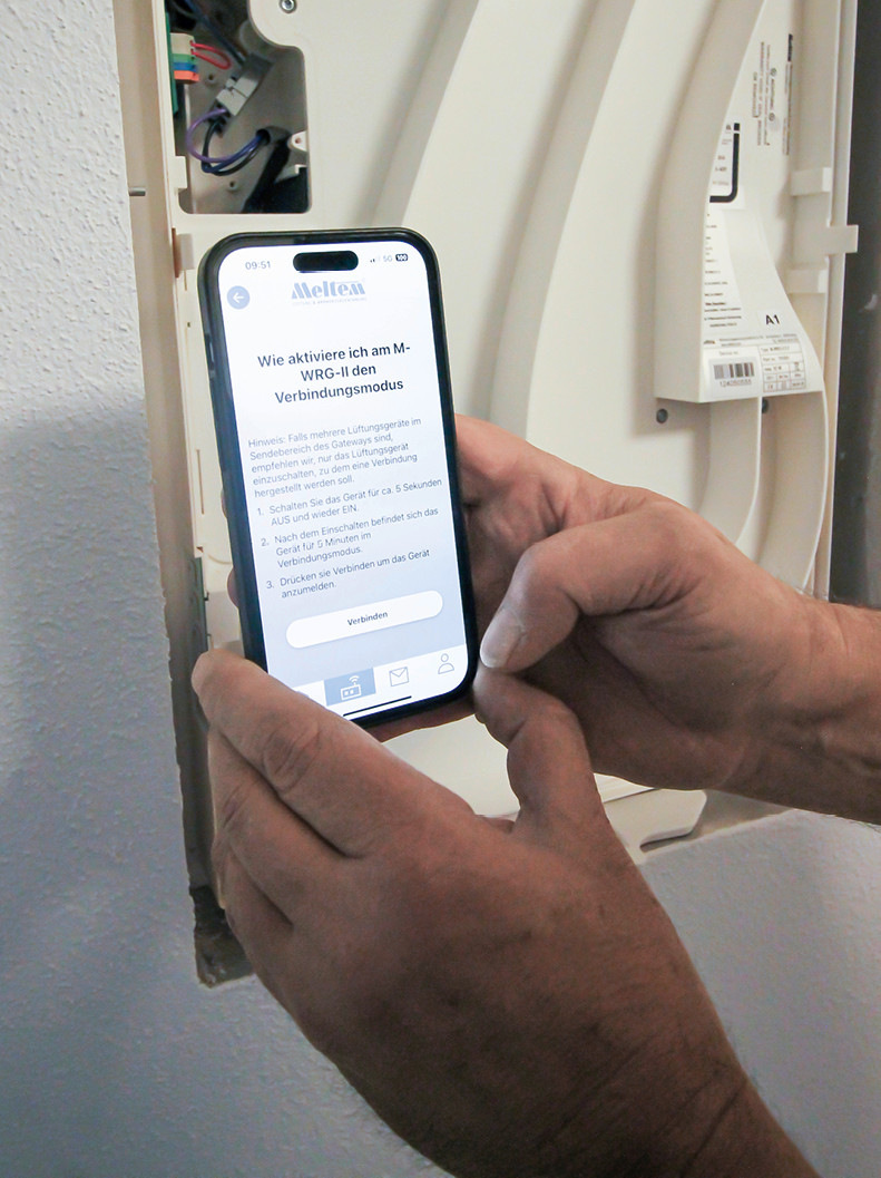 Die individuell einstellbare Steuerung der 127 Lüftungsgeräte erfolgt von einem Endgerät aus über die App von Meltem.