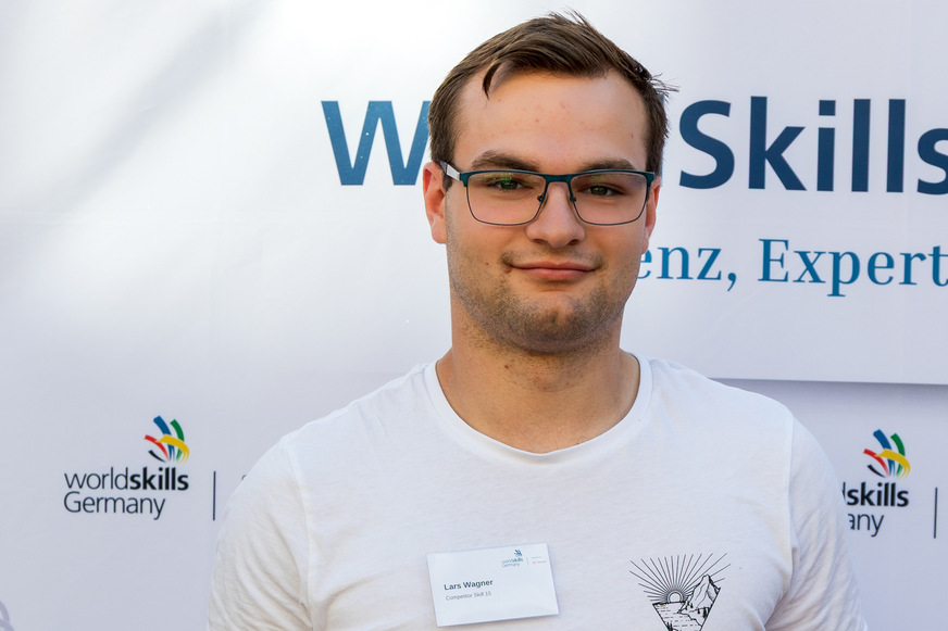 Lars Wagner bei der offiziellen Aufnahme in die Deutsche Berufe-Nationalmannschaft für die Disziplin Anlagenmechanik SHK bei den WorldSkills Shanghai 2026.