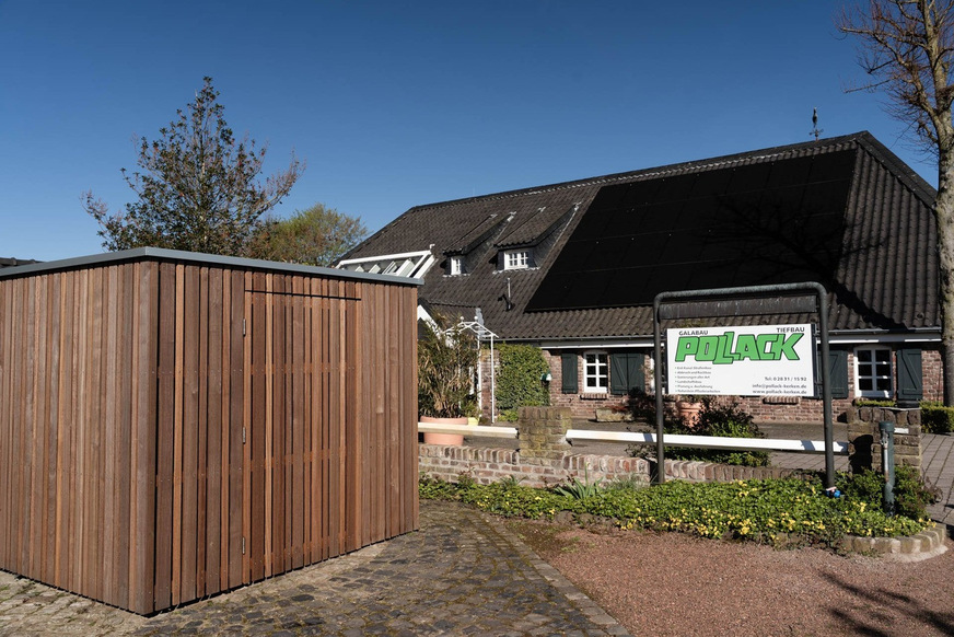 Moderne Heiztechnik im denkmalgeschützten Gebäude: Bei der energetischen Sanierung konnte die alte Ölheizung durch eine monovalente Wärmepumpenanlage ersetzt werden.