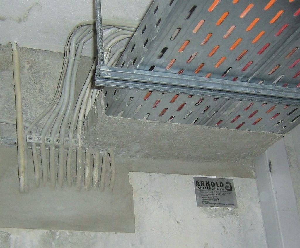 Noch nicht fertig, aber schon ein Sanierungsfall - SBZ