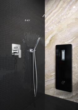 Hochwertige Materialien bilden den Rahmen für die Wellness-Funktionen wie Sole-Funktion, Indirektes Licht, Aromatherapie, Musik etc., die sich auf den ersten Blick nicht sichtbar in der Dampfdusche verbergen.