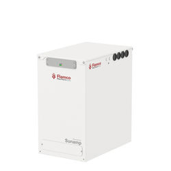 <p>Der FlexTherm Eco von Flamco ist eine thermische Ladestation, die den Strom direkt in Wärme umwandelt und für die Warmwasser-Versorgung speichert. Diese kann in der Folge auch ohne Gasversorgung garantiert werden.</p> - © Flamco