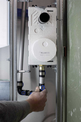 Durch die drehbaren Pressstellen ließ sich der Pressindikator bei engen Platzverhältnissen in eine gut zugängliche Stellung positionieren.