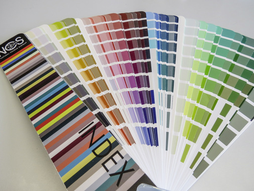 Bild 11 Weit verbreitet in ­Farbenindustrie, Architektur und Design: Das ­„Natural Colour System“ (NCS) mit 1950 Farben ist über­sichtlich und intuitiv verständlich.