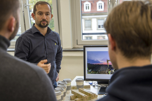 Das Interesse der Aussteller an den Schüler*innen war hoch.