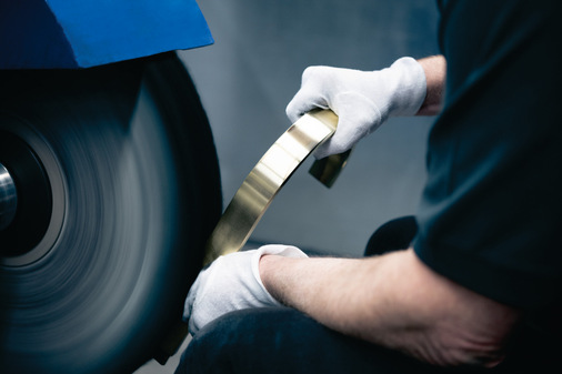 Schritt 3: Schleifen, Polieren und Bürsten