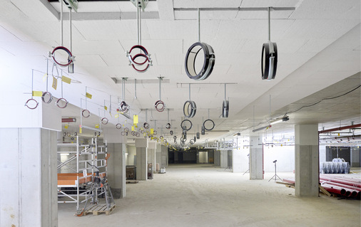 Der Jaibot erledigt Bohrungen und Markierungen in Beton- und Metallverbunddecken sowie seitlich in vertikalen Betonwänden.