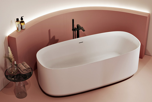  Ein Hingucker: die freistehende Badewanne der Serie Odivis.