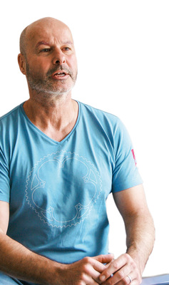 „Drei Viertel unserer Kunden sind Privat­eigentümer von Bestands­gebäuden. In der Heizungssanierung laufen die Geschäfte aktuell hervorragend.“  
Michael Schneider