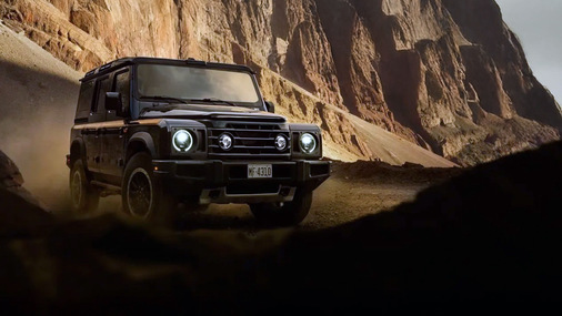 Ineos produziert den robusten Geländewagen Grenadier für anspruchsvolle Einsätze. Die Fahrzeuge verfügen über eine Anhängelast von bis zu 3,5 t und können damit auch für schwere Transportaufgaben genutzt werden. 