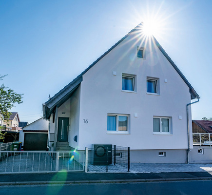 Das modernisierte Einfamilienhaus aus den 1950er-Jahren in Wettenberg-Wißmar.