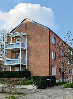 Außenansicht eines der Wohngebäude, das mit elektronischen Heizkörperreglern ausgestattet wurde.