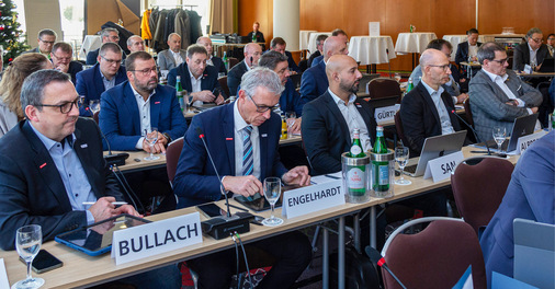 Ein Schwerpunkt der Mitgliederversammlung waren aktuelle politische Themen, darunter das Sondervermögen Infrastruktur und ­Klima­neutralität.