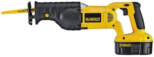 Die Säbelsäge DC 385 KB ist mit bis zu 1000 Mal wiederaufladbaren Akkus ausgerüstet