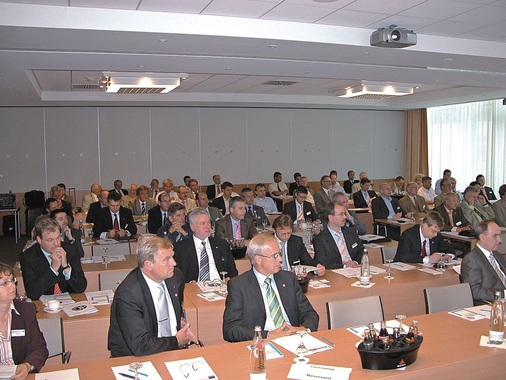 70 Mitglieder waren am 15. Juni 2007 der Einladung des FGK zur Jahreshauptversammlung ins Dorint Novotel Hamburg an die Alster gefolgt