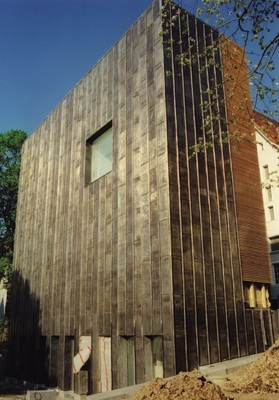 Archivgebäude in Clausthal-Zellerfeld, Metallfassade, gefalzt - © Foto: Röhr+Stolberg
