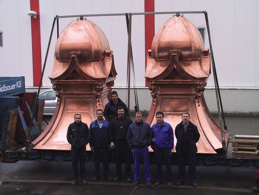 Neue Dachkuppeln für die Stadthalle Wuppertal, aus der Werkstatt des Ornamentspezialisten Kaufmann Ulm