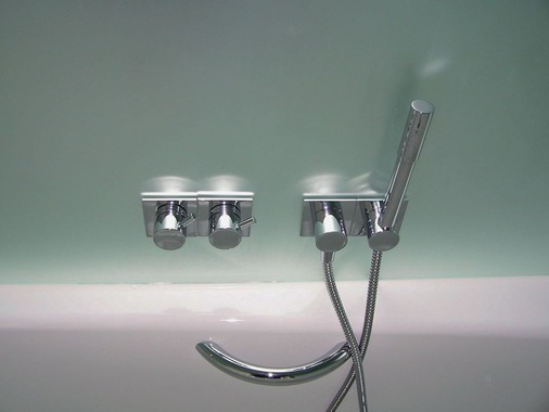 Jado Geometry Wannen- und Brausebatterie