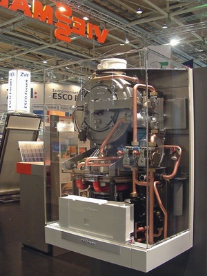 Das Stirling-Mikro-KWK-Gerät — hier ein ­Prototyp von Viessmann — wird aller Voraussicht nach schon 2009/2010 lieferbar sein
