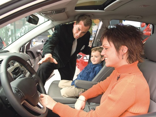 Schaffen Sie — ähnlich wie beim Autoverkauf — Mehrwerte und Nutzen für Ihre Kunden