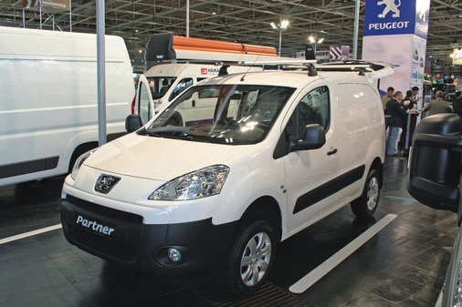 Peugeot hat eine um 60 mm erhöhte Baustellenversion des Partners vorgestellt