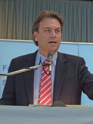 Hauptgeschäftsführer Dr. Schwarz: „Die bayerische SHK-Branche konnte in 2007 ein leichtes Plus beim Umsatz und den Beschäftigungszahlen verzeichnen“