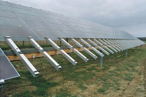 Gerade in Zeiten knapper Module werden Photovoltaik-Anlagen oft zum attraktiven Ziel für Diebe