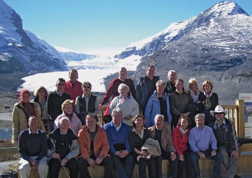 Gruppenfoto am Icefield Parkway. Von dort ging es mit der Schneeraupe auf den Athabasca Gletscher