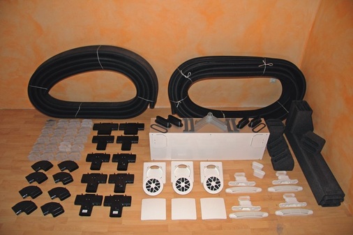 Bild 6 Die Materialzusammenstellung für die Dreizimmerwohnung. Hinzu kommt noch das ­Zentralgerät