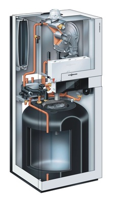 Als „preisattraktives“ Kompakt­gerät stuft Viessmann das Gas-Brennwertgerät Vitodens 222-F mit Matrix-Zylinderbrenner und integriertem Ladespeicher ein