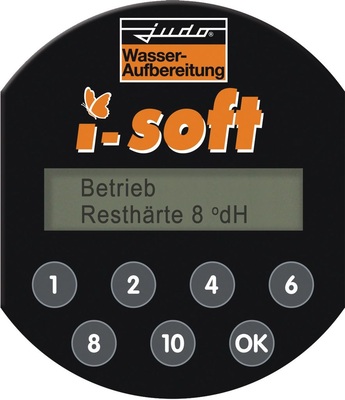 Auf Tastendruck lässt sich die gewünschte Wasserhärte einstellen. Das Display zeigt alle wichtigen Informationen an