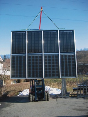 Der Hybridkollektor DuoSol von Rennergy, der gleichzeitig Solar­thermie und Photovoltaik nutzt, ist in Großflächenmodulen bis 20 m² verfügbar