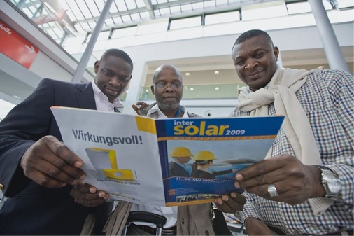 Besucher aus der ganzen Welt kamen vom 27. bis 29. Mai 2009 nach München zur Intersolar, um sich über solare Trends und Produkt-Neuheiten zu informieren