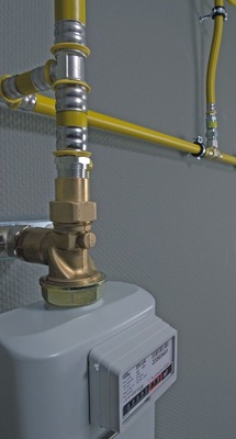 Kunststoffrohre werden in der Gasinstallation systemisch mit TAE und Strömungswächtern verwendet
