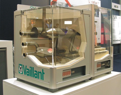 Parallel verfolgt Vaillant die ­Entwicklung eines SOFC-­Brennstoffzellen-Heizgerätes fürs Einfamilienhaus