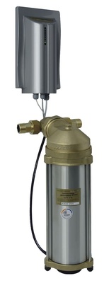 Ein Beispiel für ein Kalkschutzsystem, das auf chemische Zusätze verzichtet, ist der „Permasolvent Primus“ von Permatrade. Dabei bleiben die natürliche Qualität des Trinkwassers sowie der Kalkgehalt unverändert