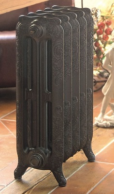 Der Nostalgie-Radiator Floreal von IBC-Heiztechnik spricht Kunden weniger wegen seiner Technik als viel mehr durch seine nostalgische Optik an