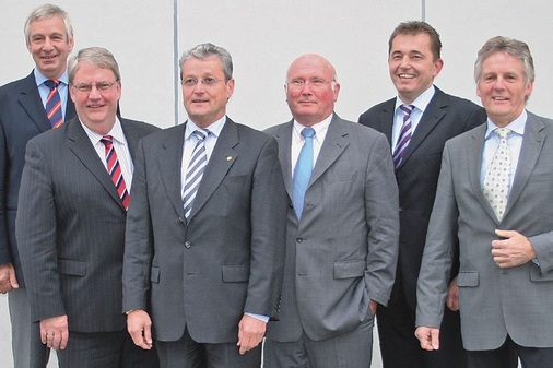 Der neue ZV-Vorstand (v.l.): Ulrich Kössel, Friedrich ­Budde (Vize), Präsident ­Manfred Stather, Dieter Lackmann, Michael Hilpert und Fritz Schellhorn.