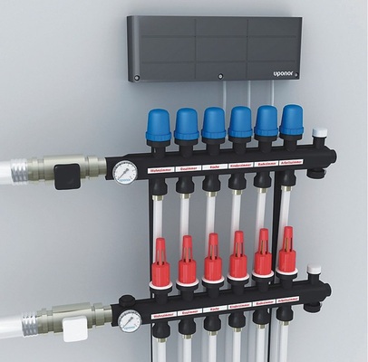 Heizkreisverteiler mit Thermo­antrieben und Funk-­Regelmodul C-56.