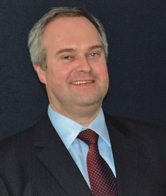 Klares Bekenntnis zum dreistufigen Vertriebsweg: Waldemar Jurczak will bis 2011 den Turnaround schaffen.