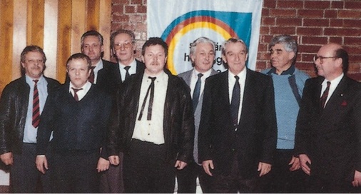 Obwohl damals niemand sicher sein konnte, dass das Land Sachsen-Anhalt je wieder entstehen würde, gründeten SHK-Handwerksunternehmer aus den Bezirken Halle und Magdeburg ihren Landesverband ...