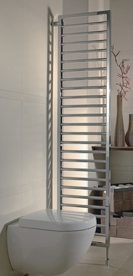 1 Als Raumteiler lenkt der Heizkörper Subway von Zehnder nicht nur die Blicke auf sich, sondern bietet Funktionalität und Ästhetik pur.