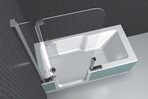 7 Die Artweger-DuschBadewanne Twinline ermöglicht mit ihrer Tür mehr Komfort und Sicherheit.