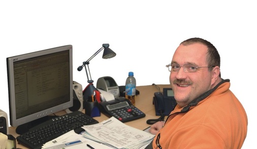 „Ich bin immer wieder von der schnellen Reaktion meines EDV-Fachhändlers bei Fragen oder Wünschen begeistert. Ich kann Kollegen nur empfehlen, auf ­einen kompetenten Lieferanten zu achten.“Andreas Münch