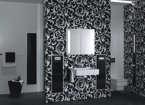 16 Florales Muster in schwarz-weiß für verspielte Eleganz. - © Emco
