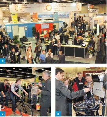 1 Treffpunkt und Anlaufstelle waren einmal mehr der Stand der Fachverbände Baden-Württemberg, Bayern und Thüringen.2 Nette Begleitaktionen wie hier am IWO-Stand lockerten das Messegeschehen auf. 3 Ein echter Hingucker: Das silberne Dusch-WC von Geberit.