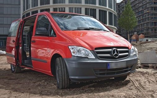 Mit dem Mercedes-Benz Vito E-Cell sind emissionsfrei fahrende Transporter ab sofort Realität im alltäglichen Straßenverkehr.