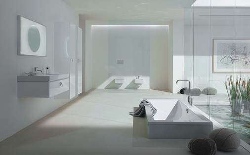 Nicht mehr, wie man den Raum bestückt, sondern wie man ihn räumlich auffasst und funktional aufteilt, ist die entscheidende Frage, die sich der Badprofi stellen muss.